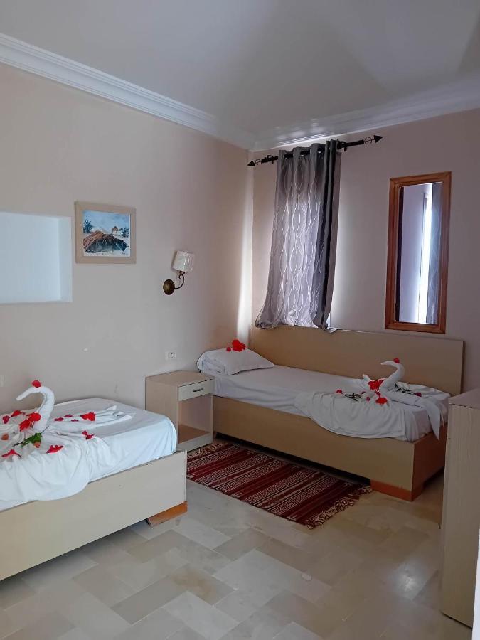 Residence *